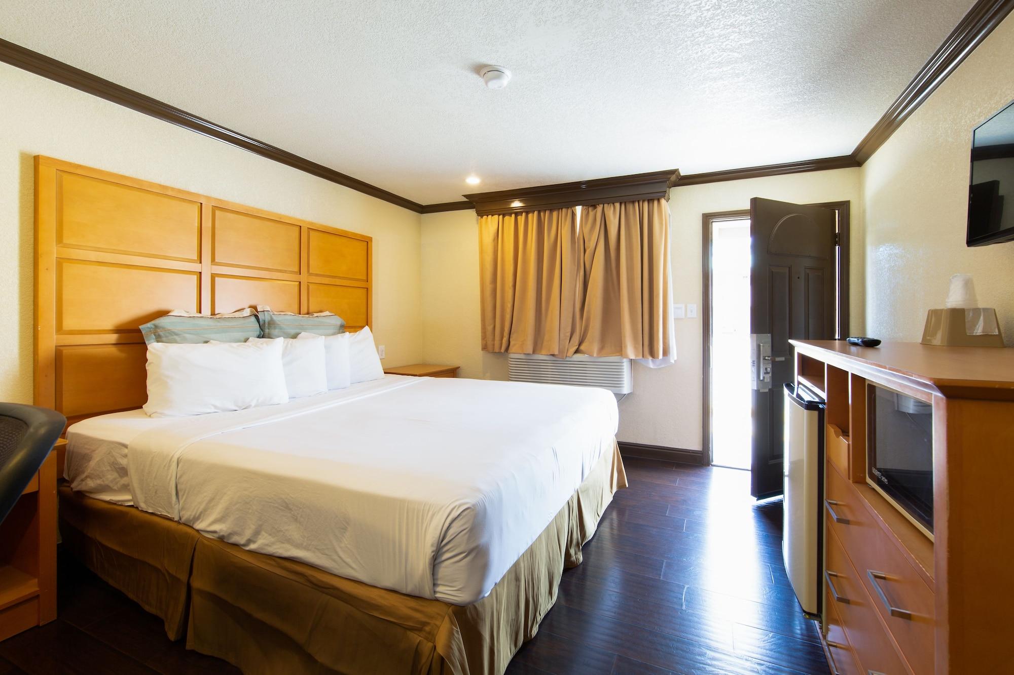 Hotel Yosemite Parkway Merced Exterior foto
