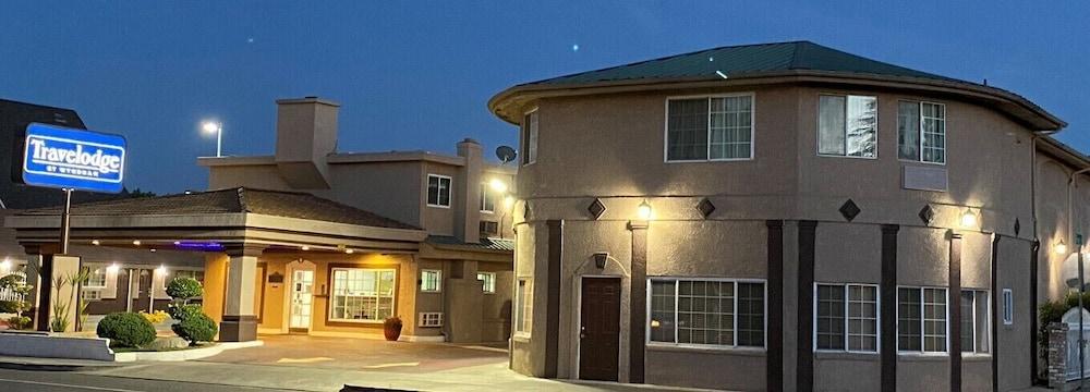 Hotel Yosemite Parkway Merced Exterior foto