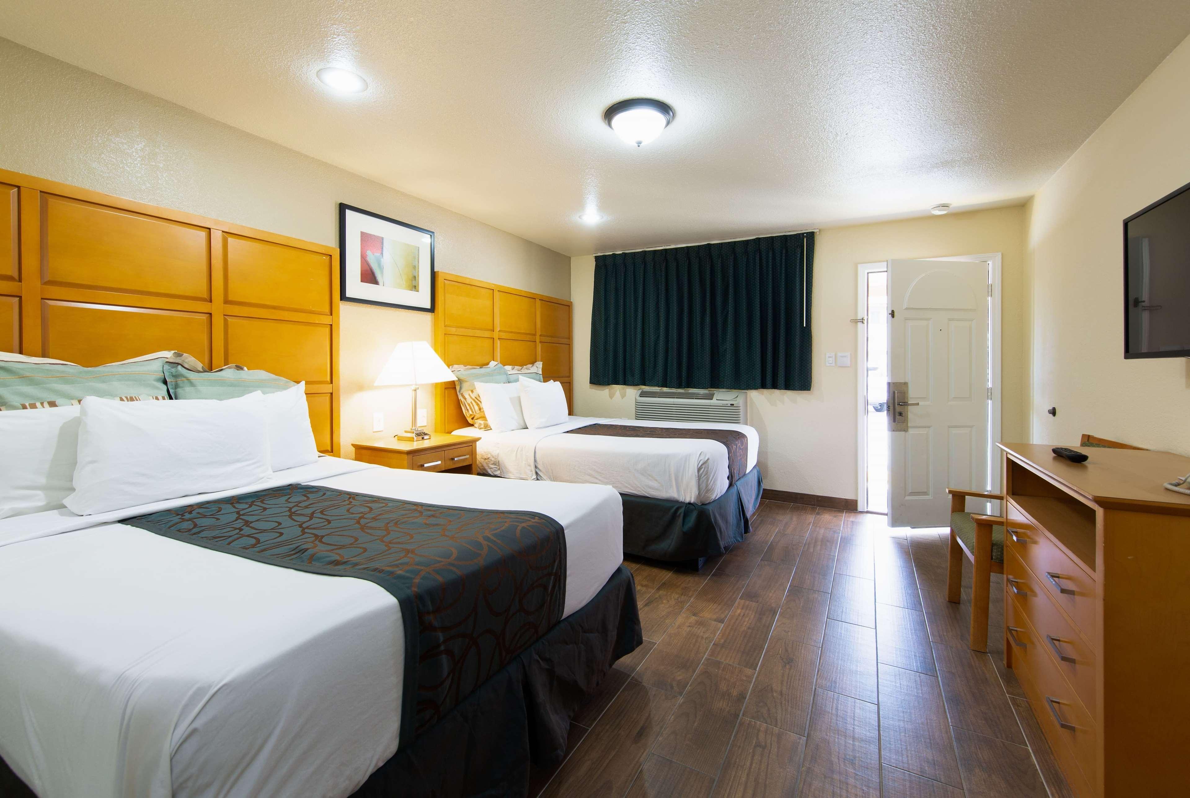 Hotel Yosemite Parkway Merced Exterior foto