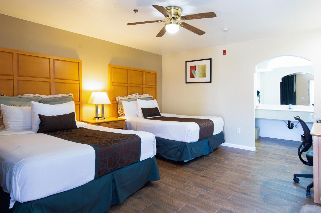 Hotel Yosemite Parkway Merced Exterior foto
